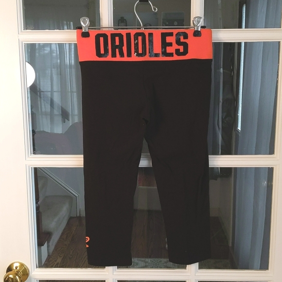 PINK MLB. Collection Orioles Capri Pant, XS, NWT - Picture 1 of 5
